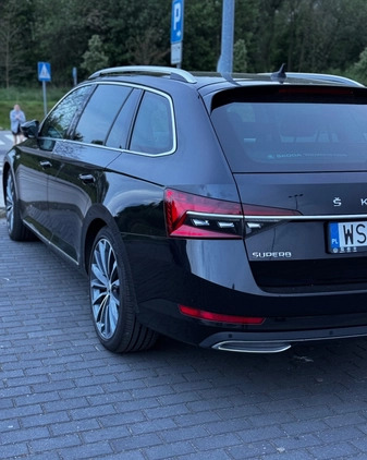 Skoda Superb cena 128000 przebieg: 126000, rok produkcji 2020 z Gliwice małe 56